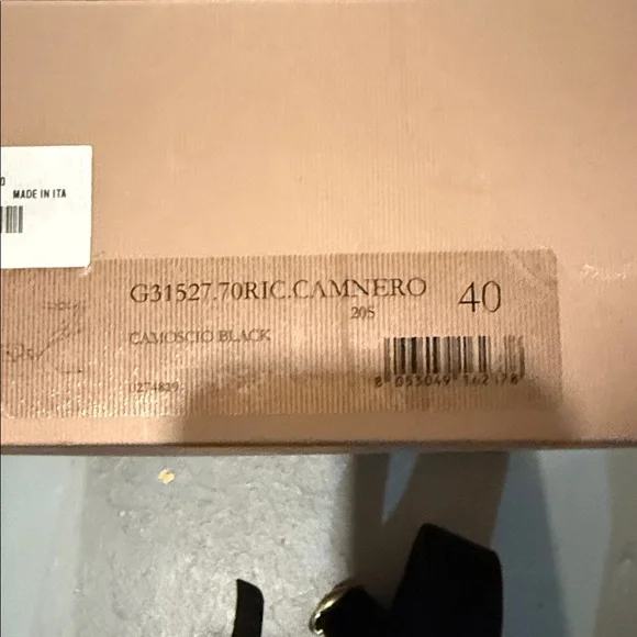 Gianvito Rossi Black Heels with Gold Buckle - Picture 10 of 10